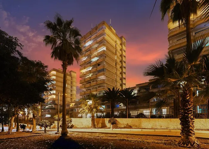 Americas Panoramic View 아파트 아로나