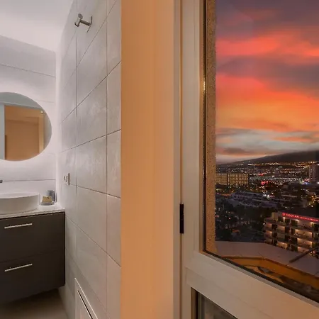 Americas Panoramic View * Arona